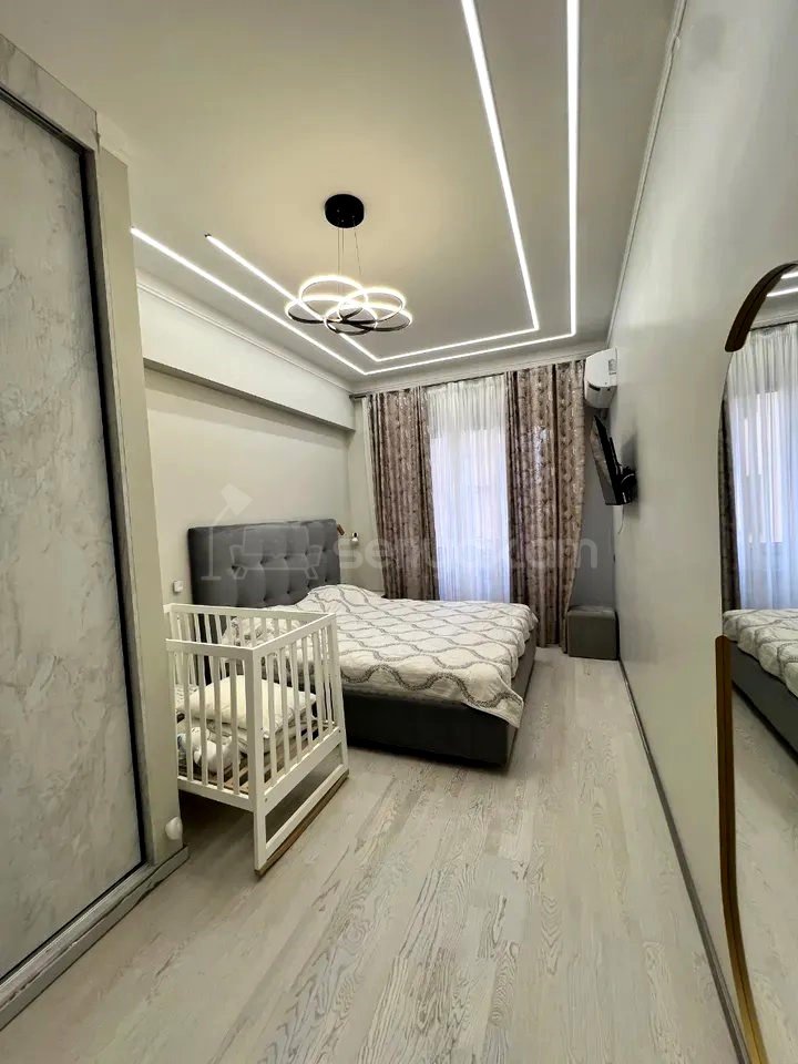 3 Սենյականոց Բնակարան, 115քմ, 3/15 հարկ, Դիզայներական Վերանորոգված