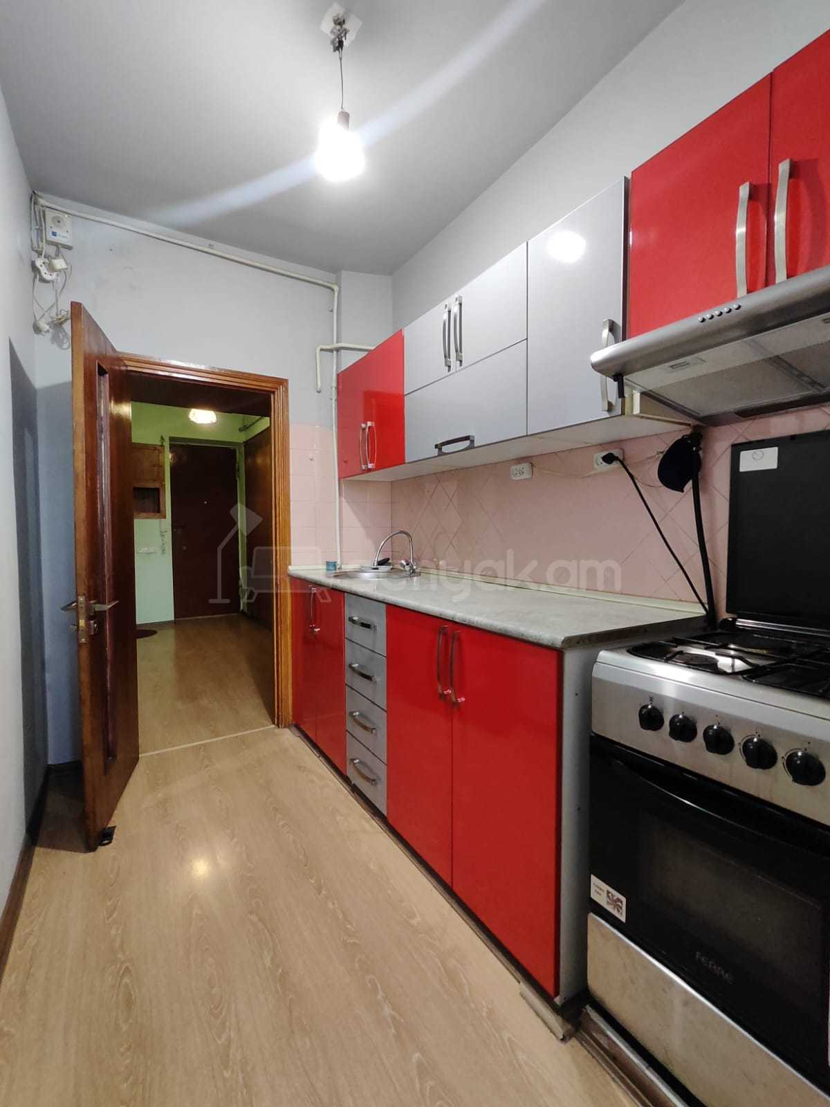 2 Սենյականոց Բնակարան Քարե Շենքում, 50քմ, 5/6 հարկ, Կապիտալ Վերանորոգված, Կահավորված, Արևկող