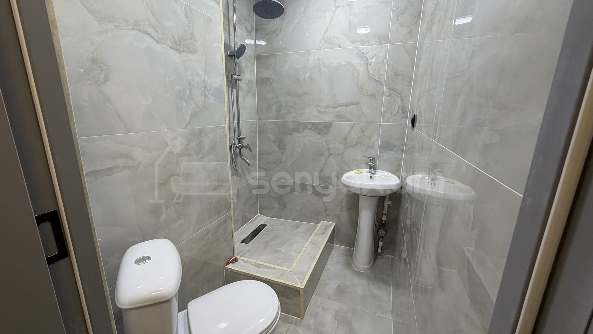 2 Սենյականոց Բնակարան, 35քմ, 4/9 հարկ, Կապիտալ Վերանորոգված