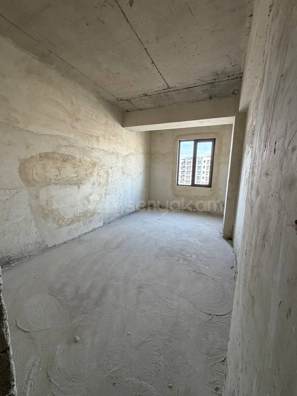 4 Սենյականոց Բնակարան, 130քմ, 13/16 հարկ, Զրոյական Վիճակում