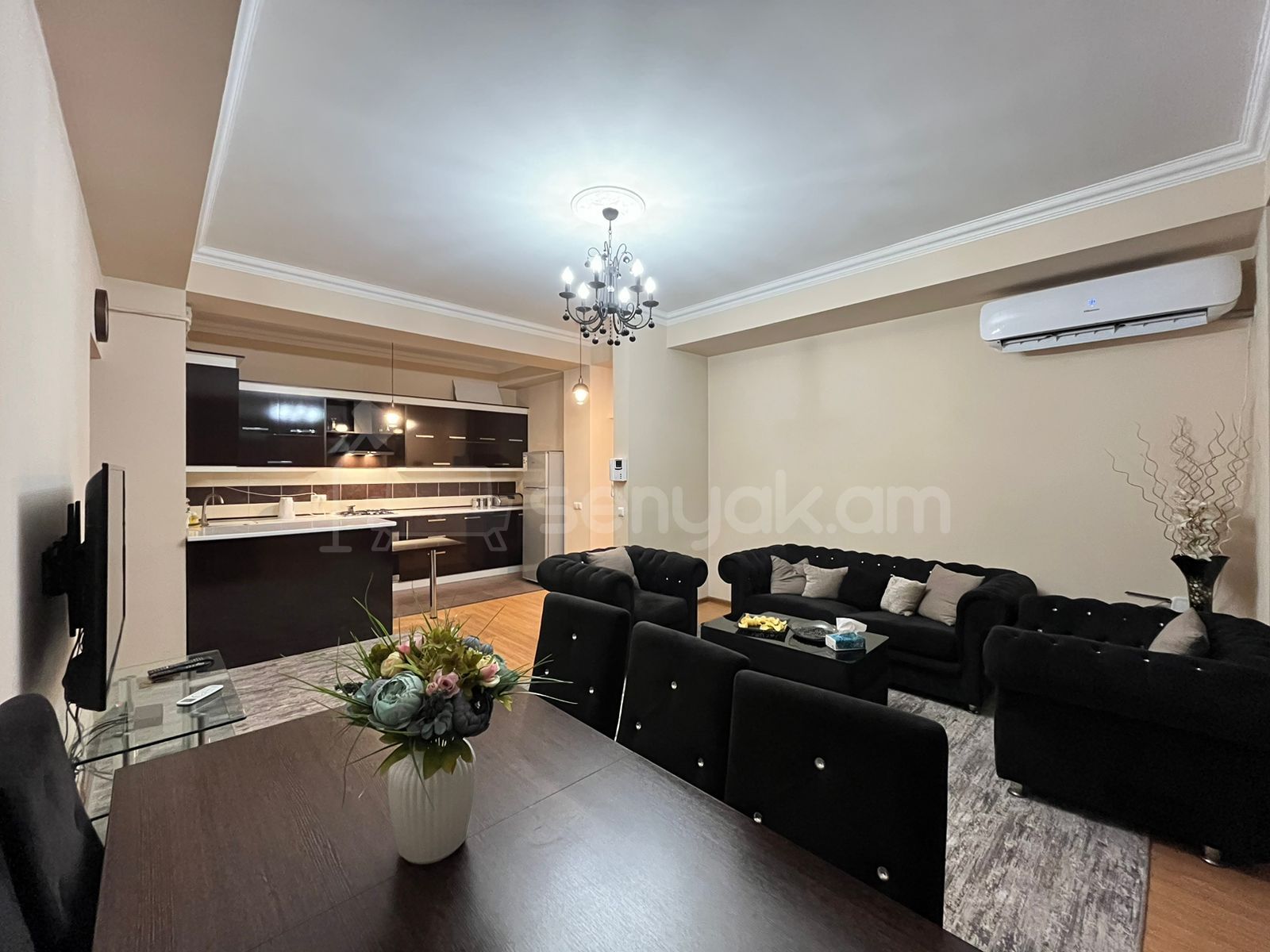 2 Սենյականոց Բնակարան Քարե Շենքում, 70քմ, 4/5 հարկ, Կապիտալ Վերանորոգված, Կահավորված, Արևկող