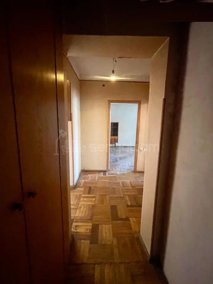 2 Սենյականոց Բնակարան, 68քմ, 2/9 հարկ, Պետական Վիճակում