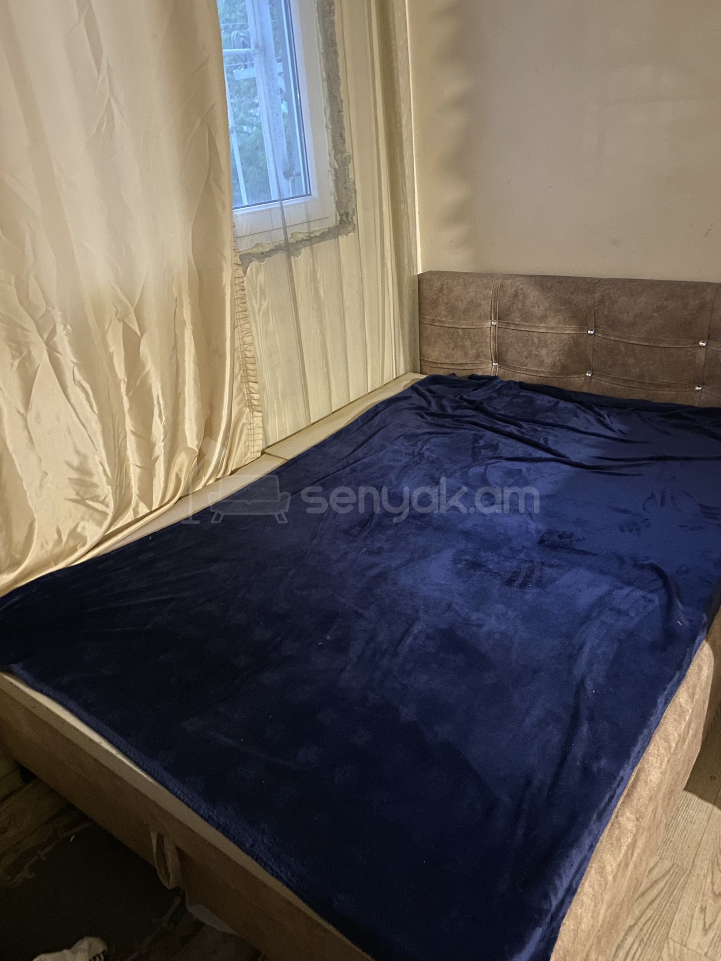1 Սենյականոց Բնակարան, 33քմ, 1/5 հարկ, Նորմալ Վիճակում, Կահավորված