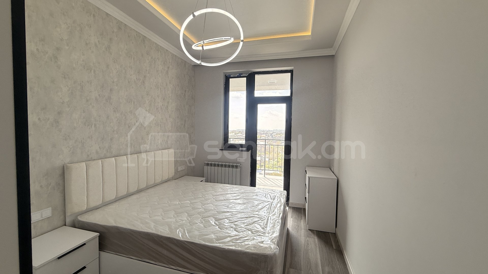 3 Սենյականոց Բնակարան Նորակառույցում, 76քմ, 13/15 հարկ, Կապիտալ Վերանորոգված