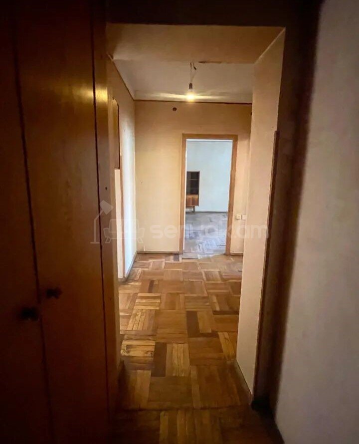 2 Սենյականոց Բնակարան, 68քմ, 2/9 հարկ, Պետական Վիճակում