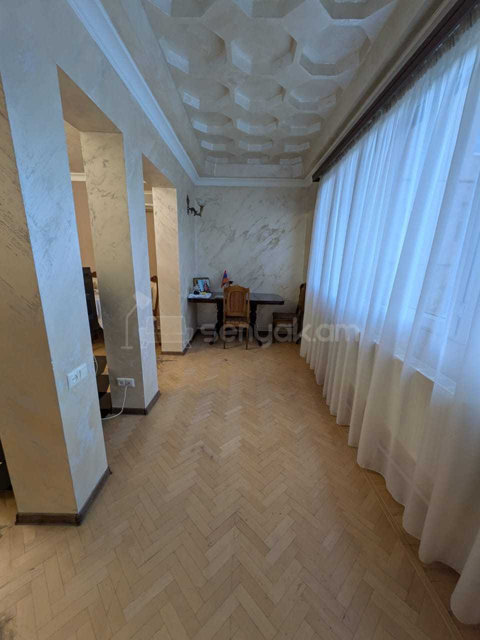 3 Սենյականոց Բնակարան, 98քմ, 4/9 հարկ, Կապիտալ Վերանորոգված