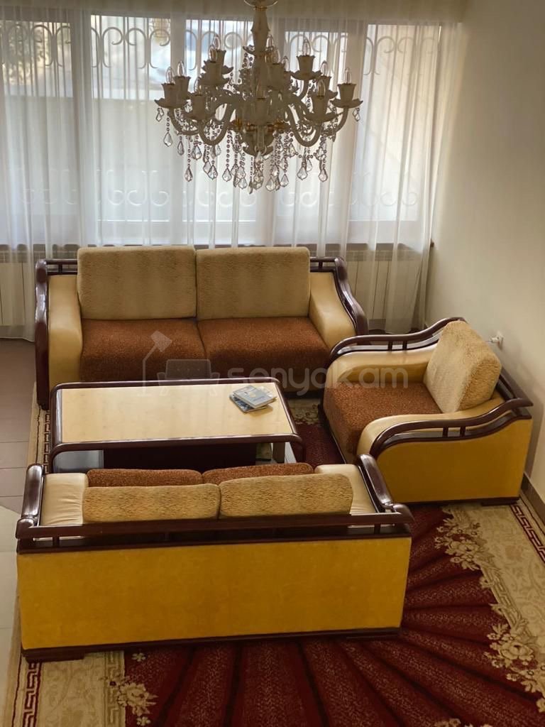 8 Սենյականոց Շքեղ Առանձնատուն, 400քմ, Ավտոտնակով