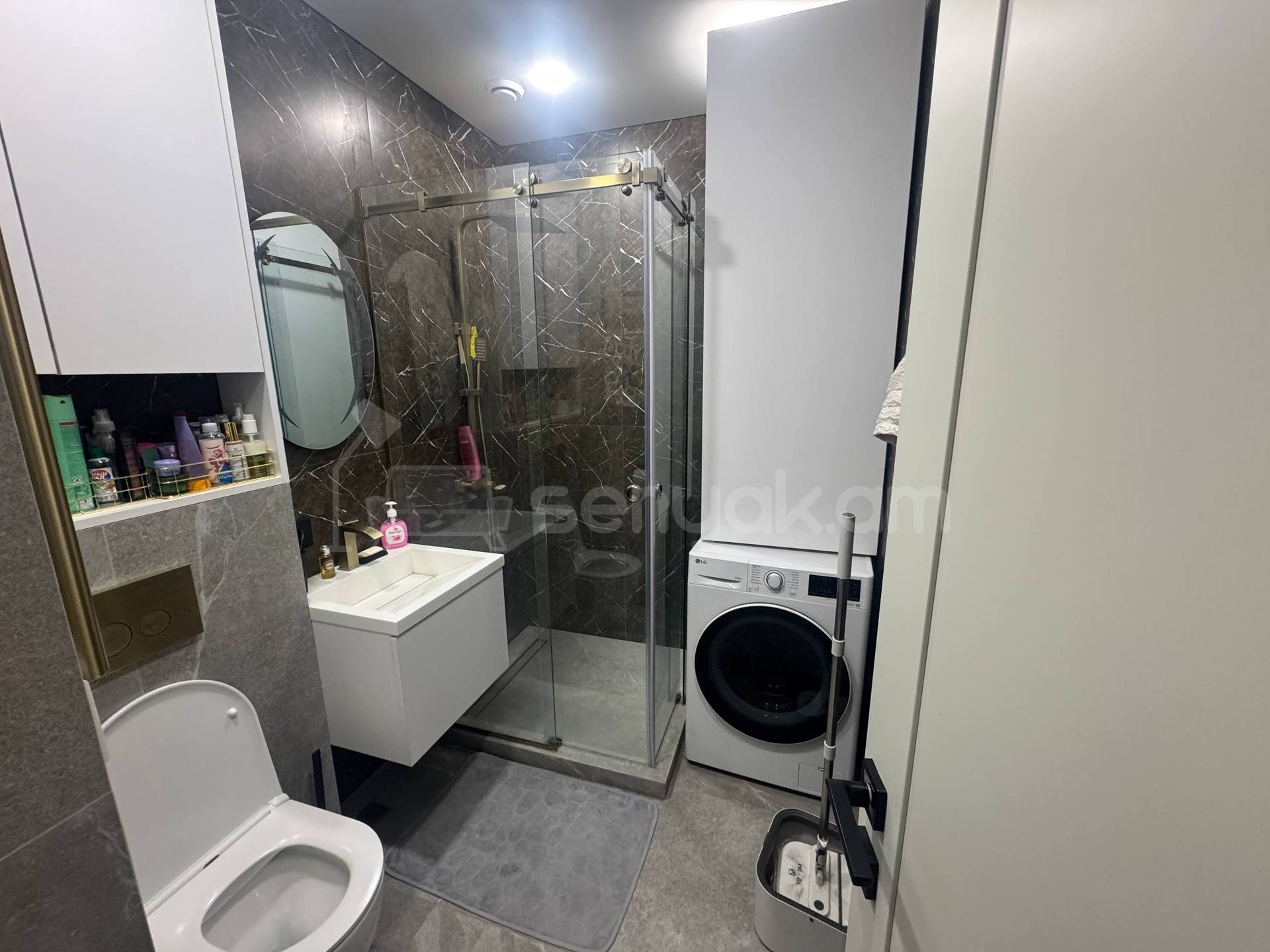 1 Սենյականոց Բնակարան Նորակառույցում, 35քմ, 3/9 հարկ, Կապիտալ Վերանորոգված