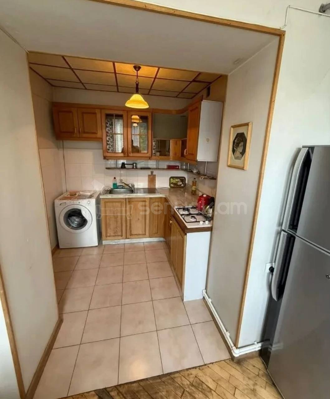 2 Սենյականոց Բնակարան Քարե Շենքում, 50քմ, 3/5 հարկ, Նորմալ Վիճակում, Կահավորված