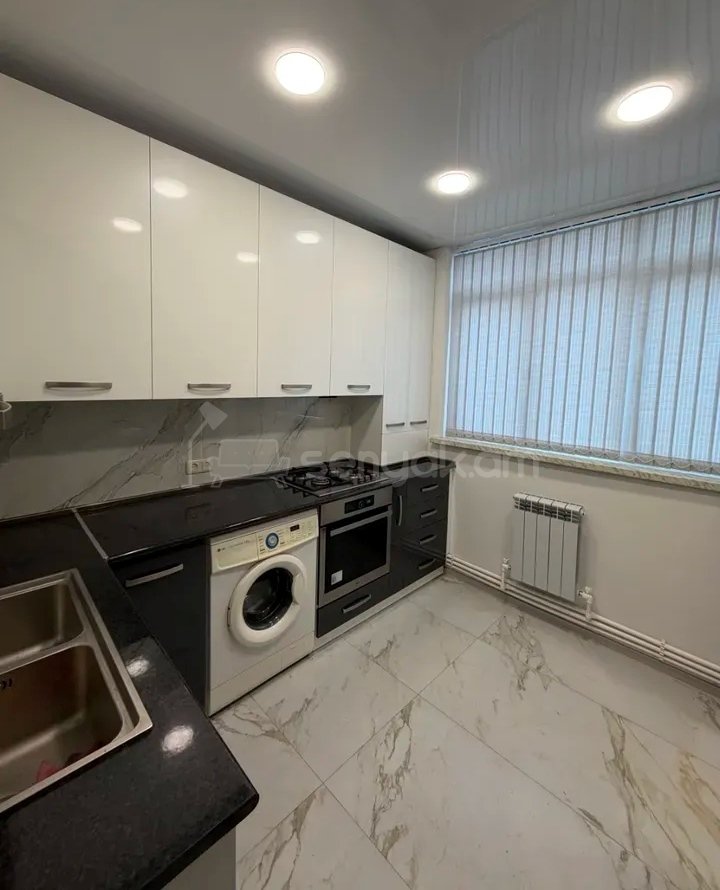 2 Սենյականոց Բնակարան, 50քմ, 4/9 հարկ, Կապիտալ Վերանորոգված
