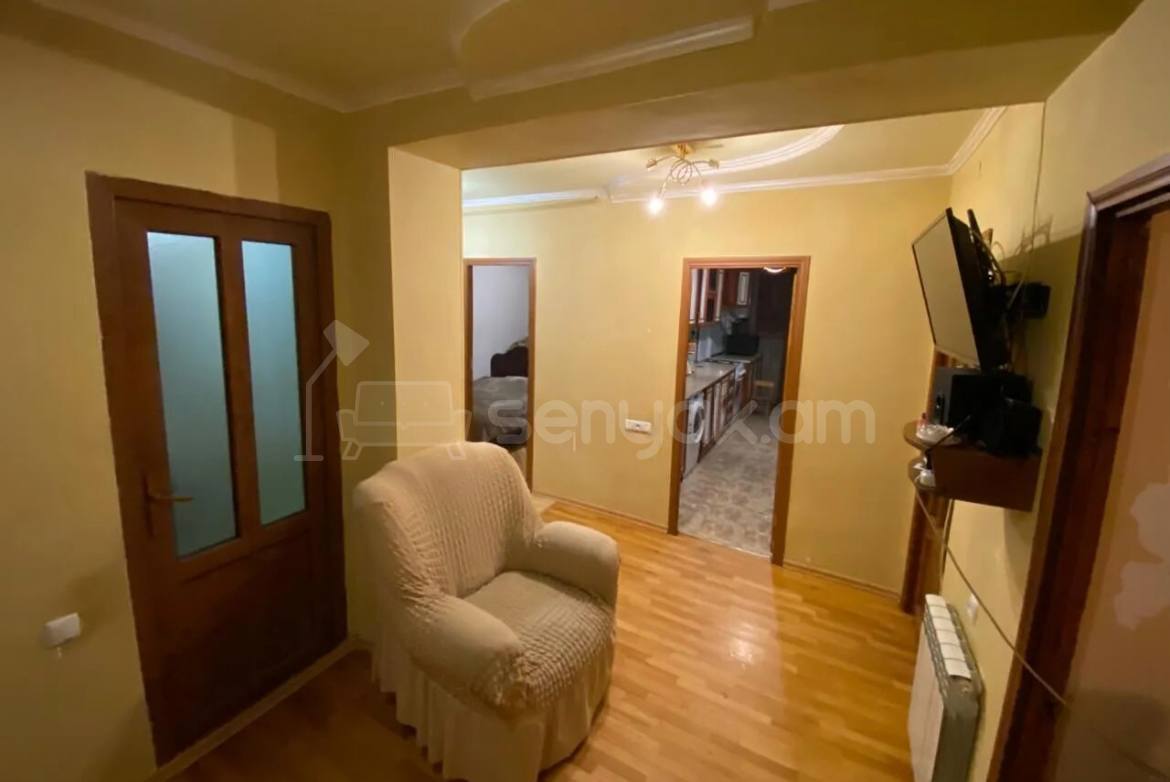 3 Սենյականոց Բնակարան, 75քմ, 1/9 հարկ, Կապիտալ Վերանորոգված, Կահավորված