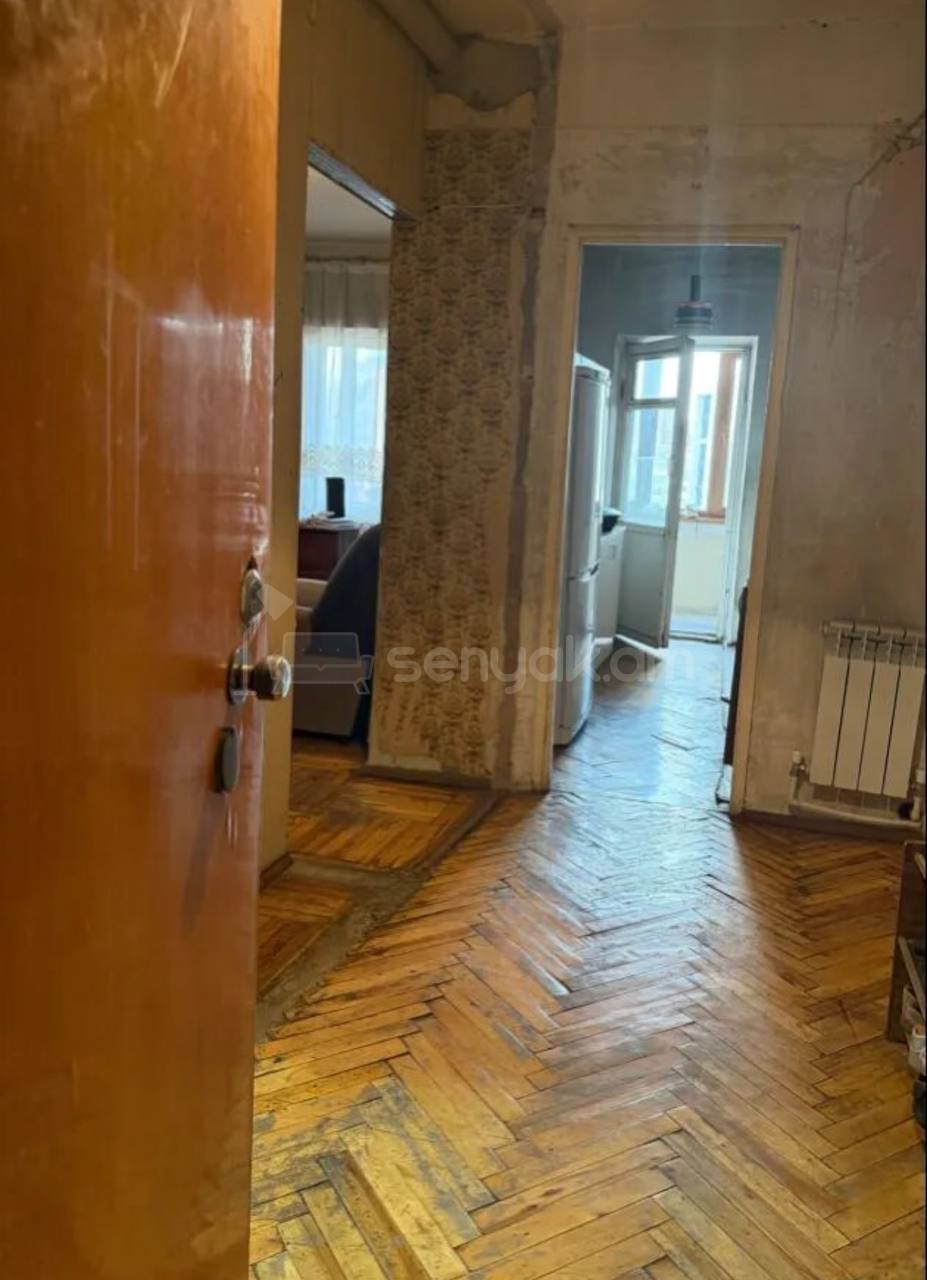 1 Սենյականոց Բնակարան, 45քմ, 4/9 հարկ, Պետական Վիճակում