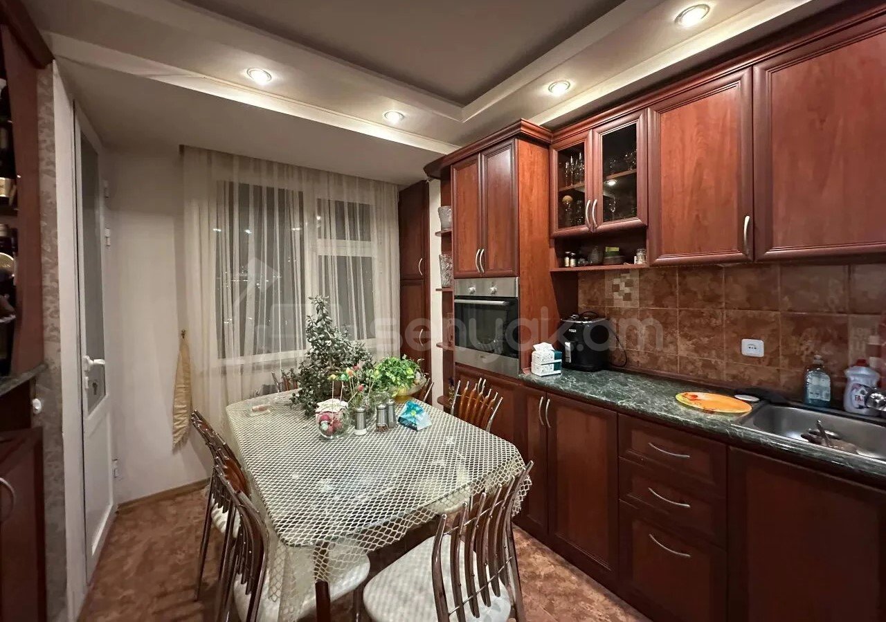 3 Սենյականոց Բնակարան, 83քմ, 4/14 հարկ, Կապիտալ Վերանորոգված