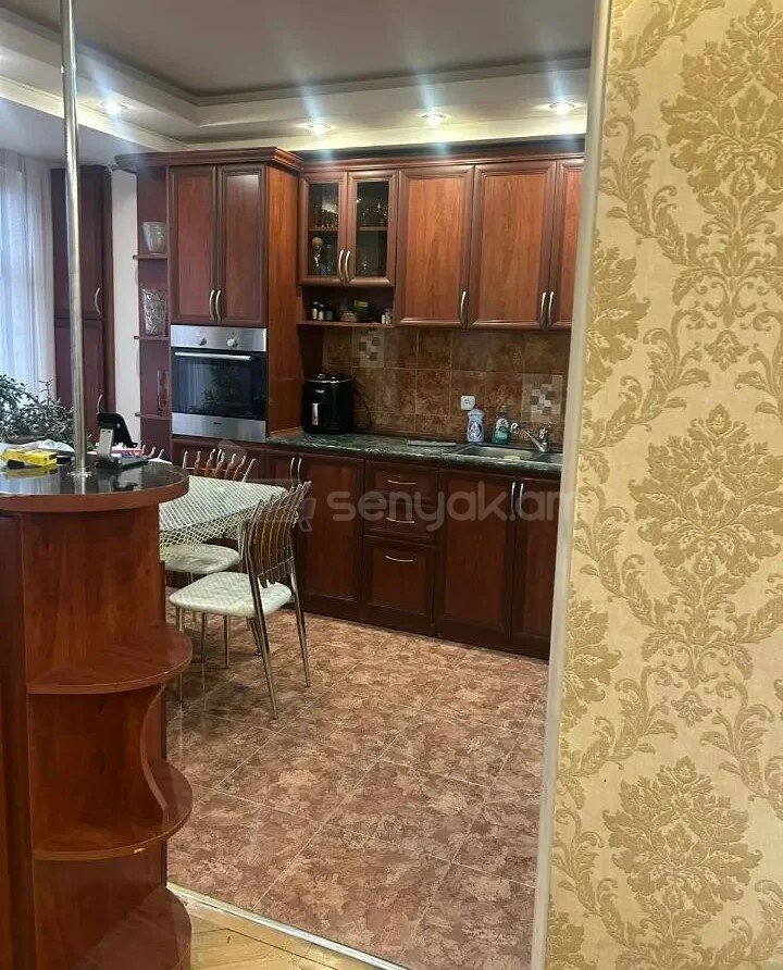 3 Սենյականոց Բնակարան, 83քմ, 4/14 հարկ, Կապիտալ Վերանորոգված