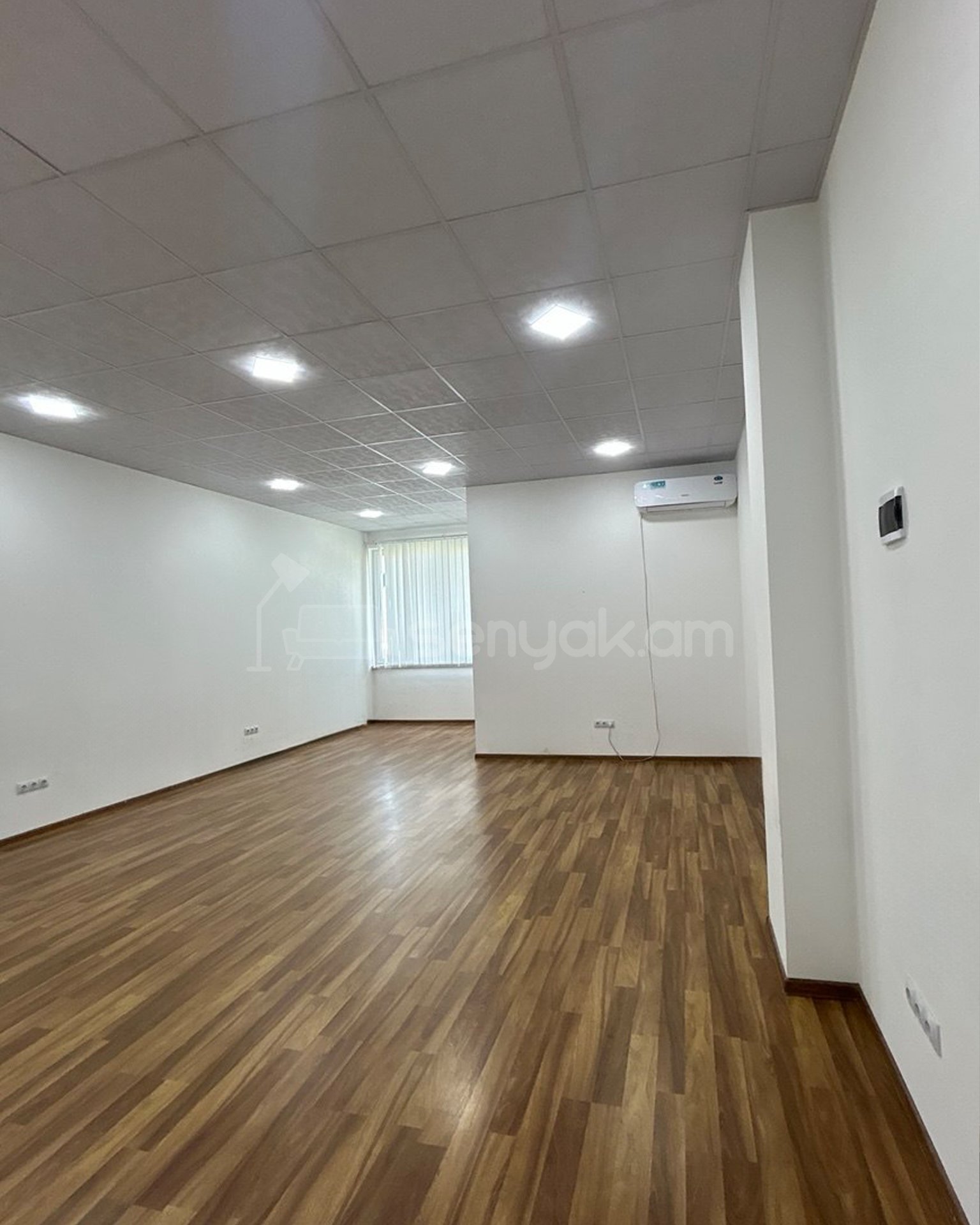 Օֆիսային Տարածք, 56քմ