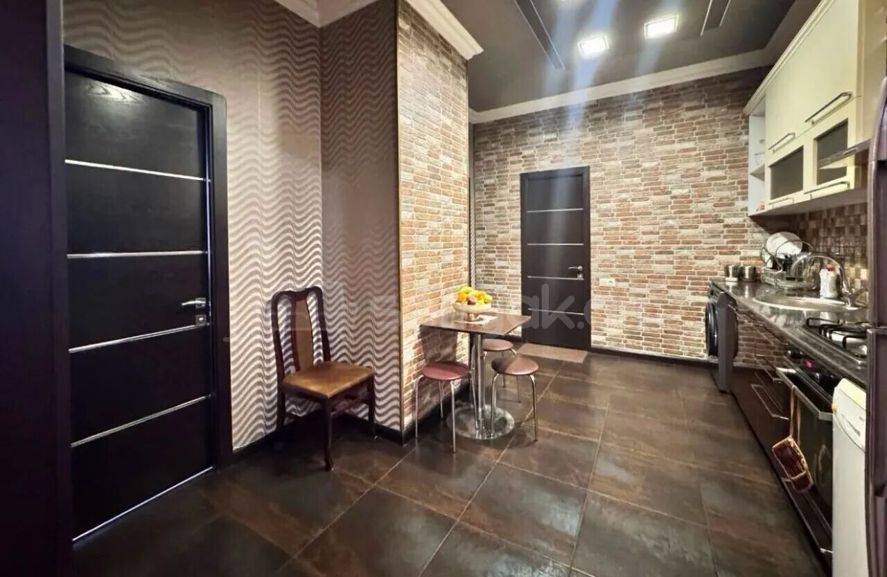 3 Սենյականոց Բնակարան Նորակառույցում, 84քմ, 8/11 հարկ, Կապիտալ Վերանորոգված
