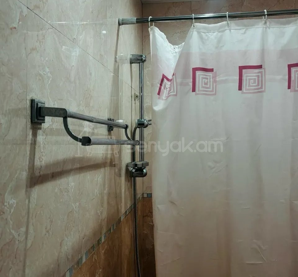 3 Սենյականոց Բնակարան, 70քմ, 2/9 հարկ, Կապիտալ Վերանորոգված