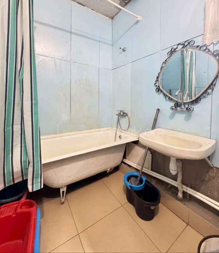3 Սենյականոց Բնակարան, 76քմ, 6/9 հարկ, Նորմալ Վիճակում, Կահավորված, Արևկող