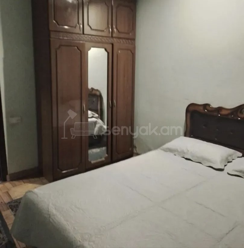 2 Սենյականոց Բնակարան Քարե Շենքում, 61քմ, 1/14 հարկ, Նորմալ Վիճակում, Կահավորված