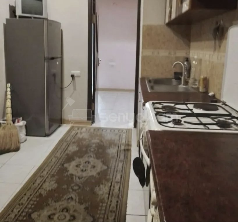 2 Սենյականոց Բնակարան Քարե Շենքում, 61քմ, 1/14 հարկ, Նորմալ Վիճակում, Կահավորված