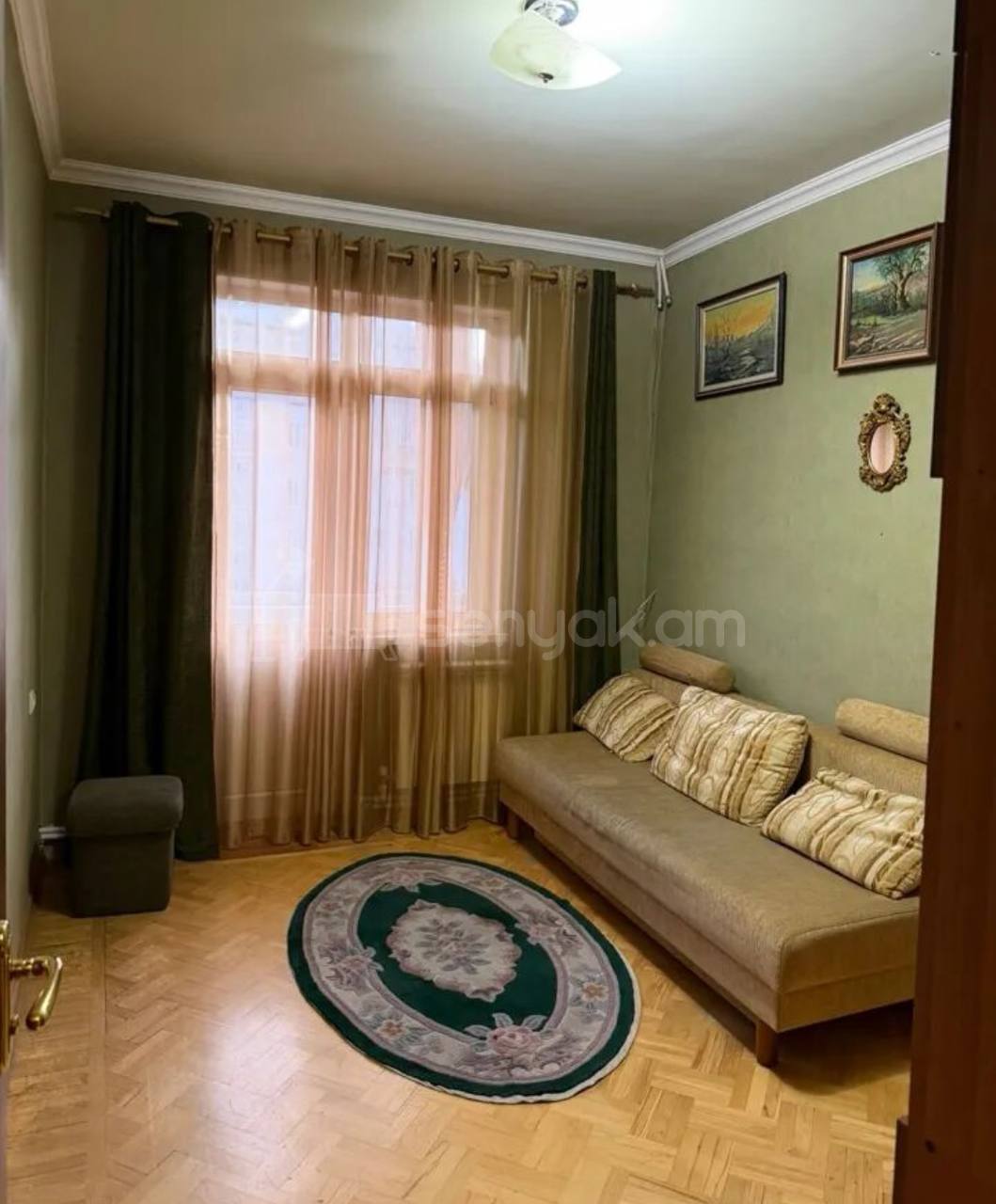 4 Սենյականոց Բնակարան Քարե Շենքում, 104քմ, 4/5 հարկ, Կապիտալ Վերանորոգված, Կահավորված