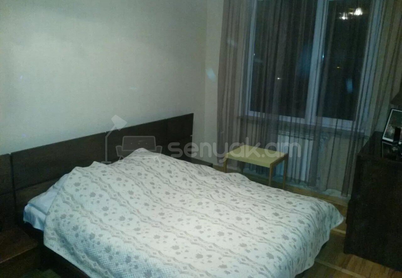 4 Սենյականոց Բնակարան, 93քմ, 7/9 հարկ, Նորմալ Վիճակում