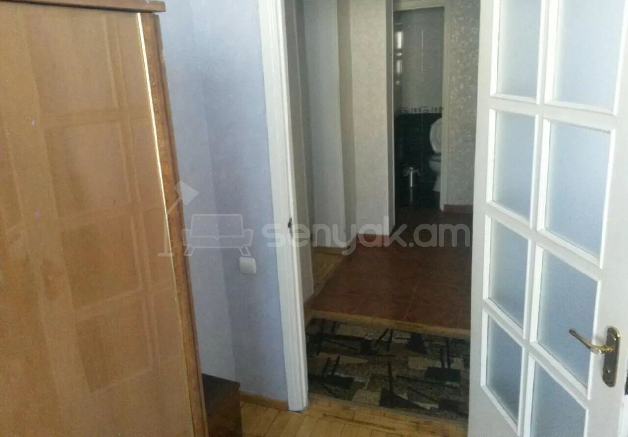 4 Սենյականոց Բնակարան, 93քմ, 7/9 հարկ, Նորմալ Վիճակում