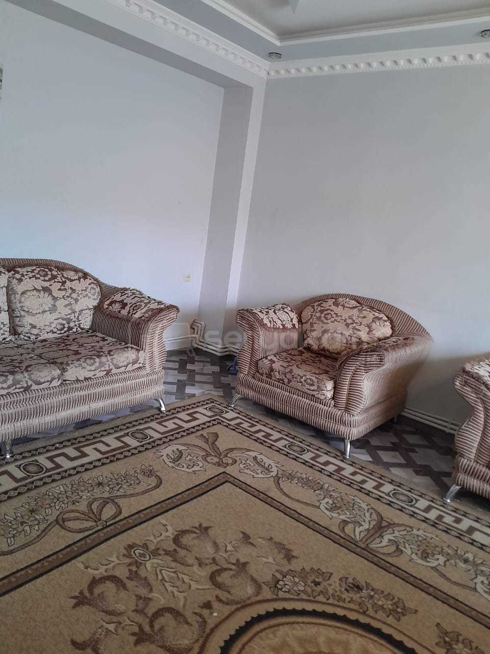 4 Սենյականոց Բնակարան, 91քմ, 6/9 հարկ, Նորմալ Վիճակում, Կահավորված, Արևկող