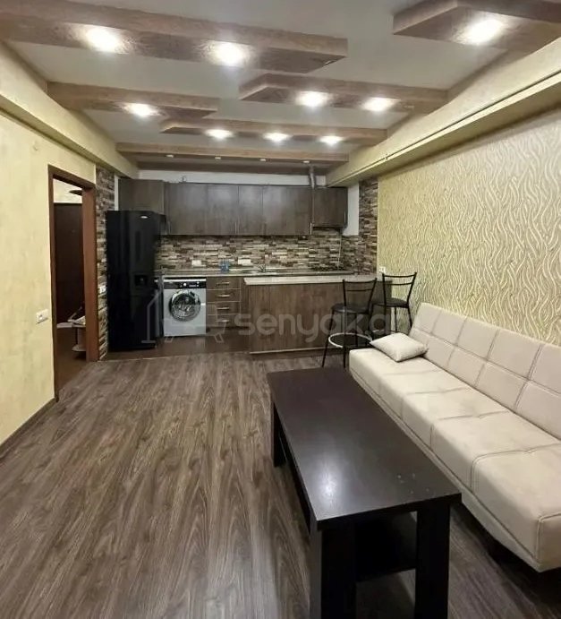 2 Սենյականոց Բնակարան, 43քմ, 2/9 հարկ, Կապիտալ Վերանորոգված