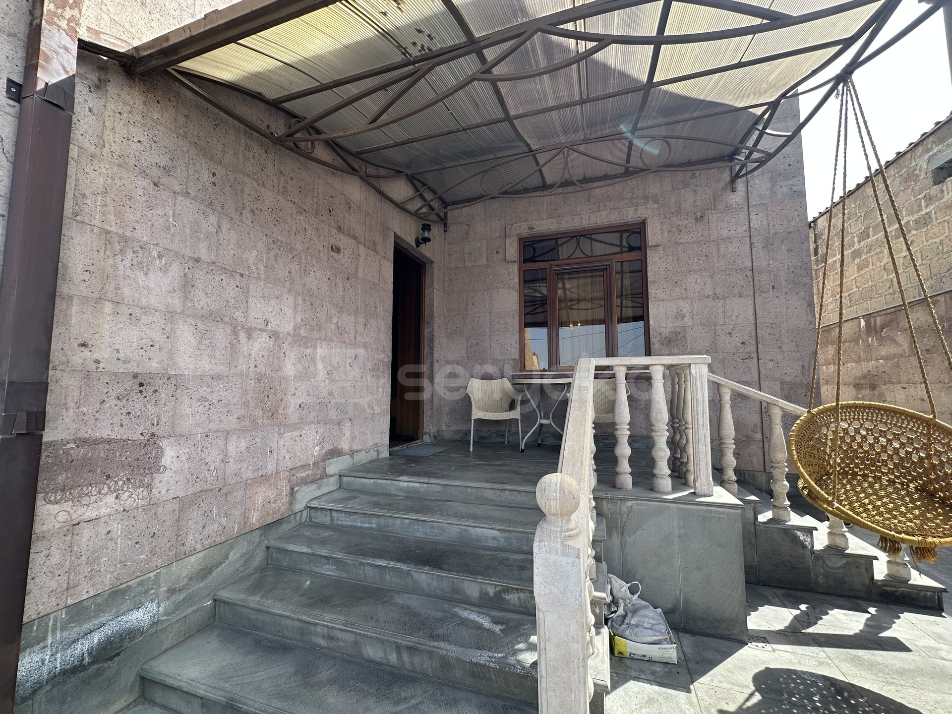 8 Սենյականոց Սեփական Տուն, 660քմ, Կապիտալ Վերանորոգված, Ավտոտնակով