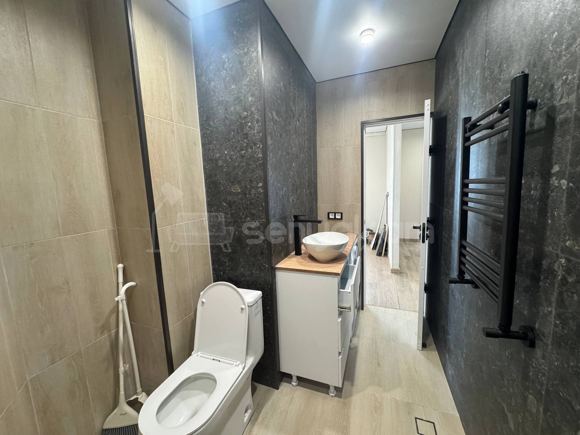 2 Սենյականոց Բնակարան, 42քմ, 12/12 հարկ, Կապիտալ Վերանորոգված