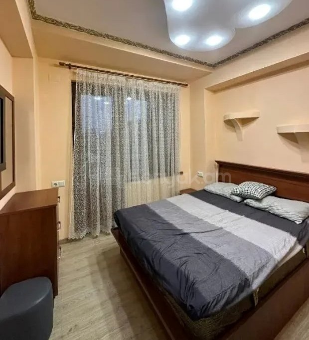 2 Սենյականոց Բնակարան Նորակառույցում, 43քմ, 2/9 հարկ, Կապիտալ Վերանորոգված
