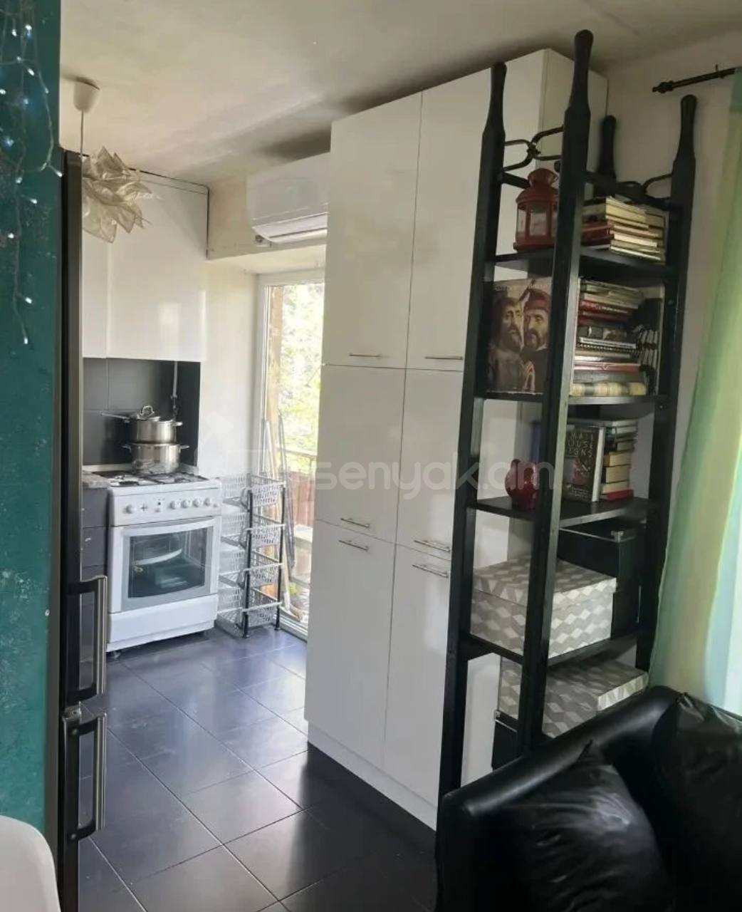 2 Սենյականոց Բնակարան Քարե Շենքում, 54քմ, 2/4 հարկ, Դիզայներական Վերանորոգված, Կահավորված