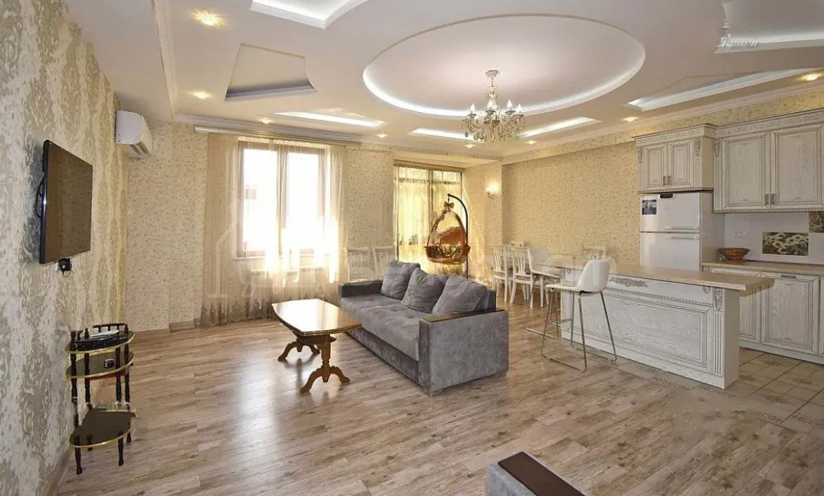 3 Սենյականոց Բնակարան Նորակառույցում, 97քմ, 2/9 հարկ, Դիզայներական Վերանորոգված, Կահավորված, Արևկող