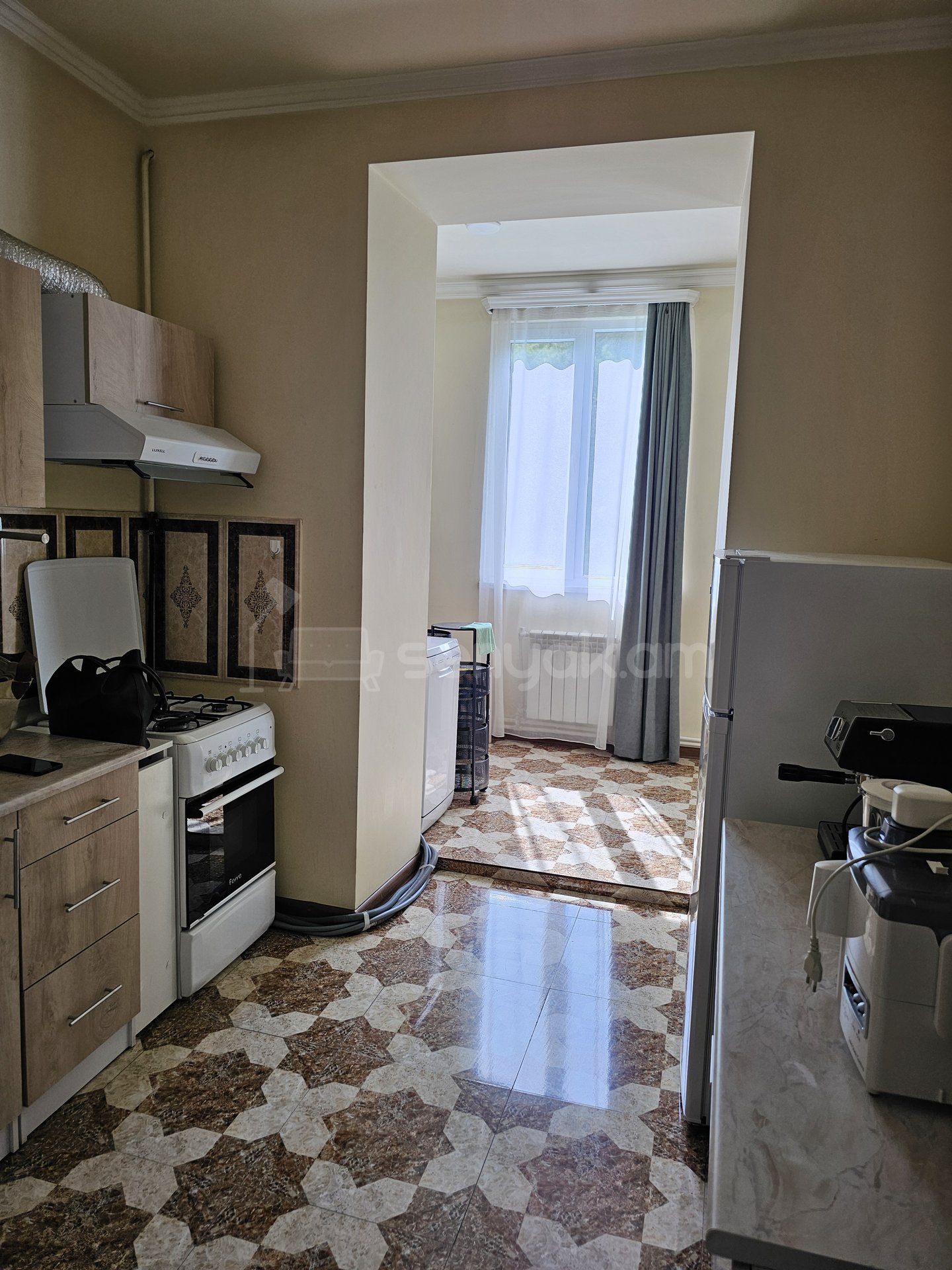 2 Սենյականոց Բնակարան Քարե Շենքում, 80քմ, 5/5 հարկ, Կապիտալ Վերանորոգված, Կահավորված, Արևկող