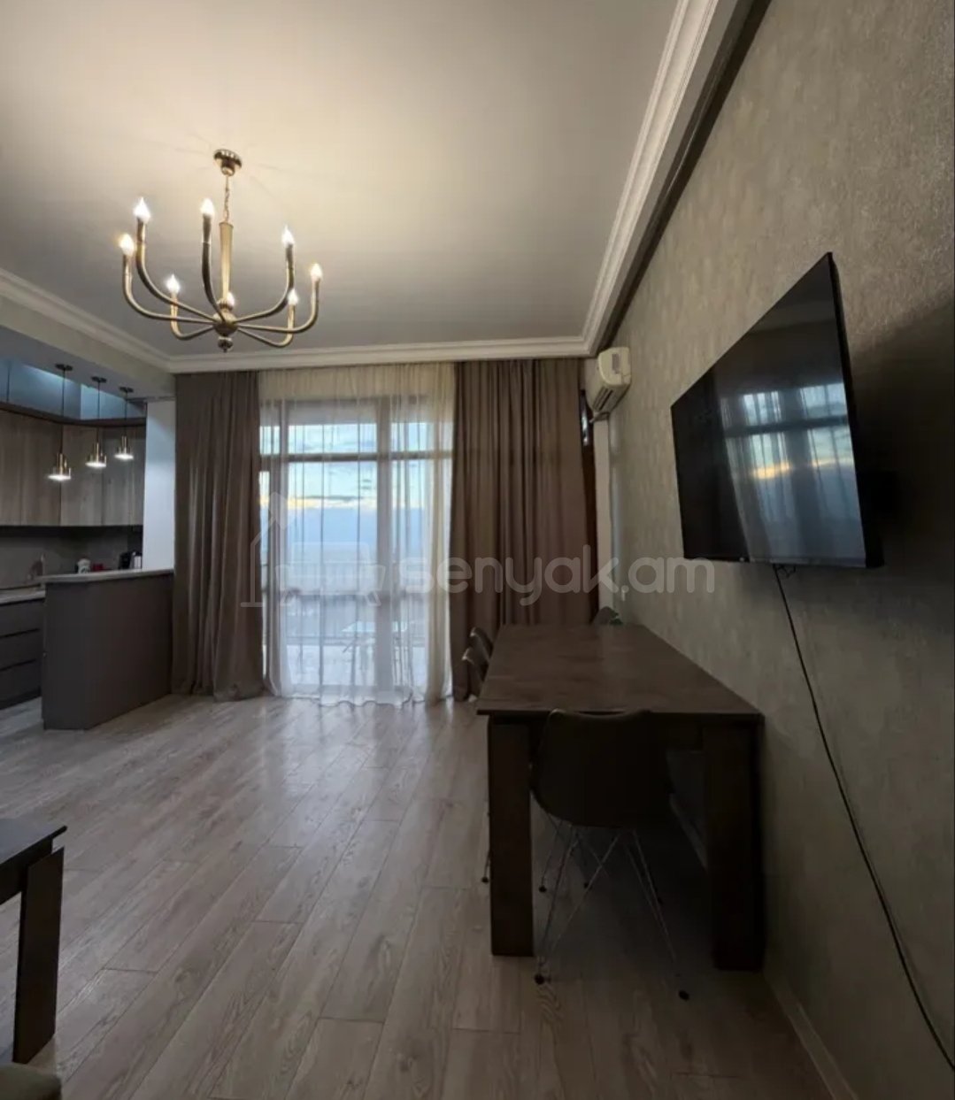3 Սենյականոց Բնակարան Նորակառույցում, 90քմ, 9/11 հարկ, Կապիտալ Վերանորոգված, Կահավորված