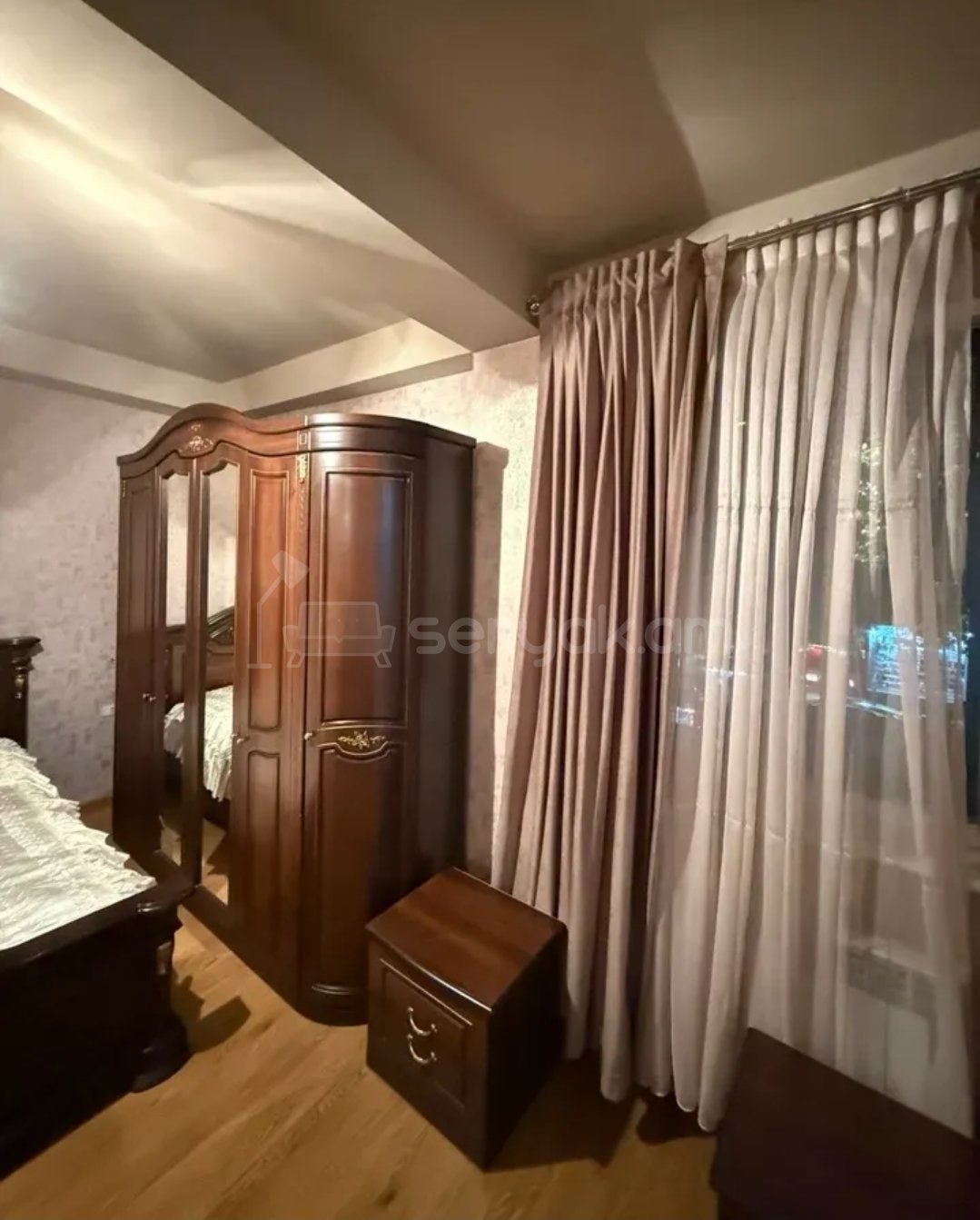 2 Սենյականոց Բնակարան Քարե Շենքում, 60քմ, 2/5 հարկ, Կապիտալ Վերանորոգված, Կահավորված, Արևկող