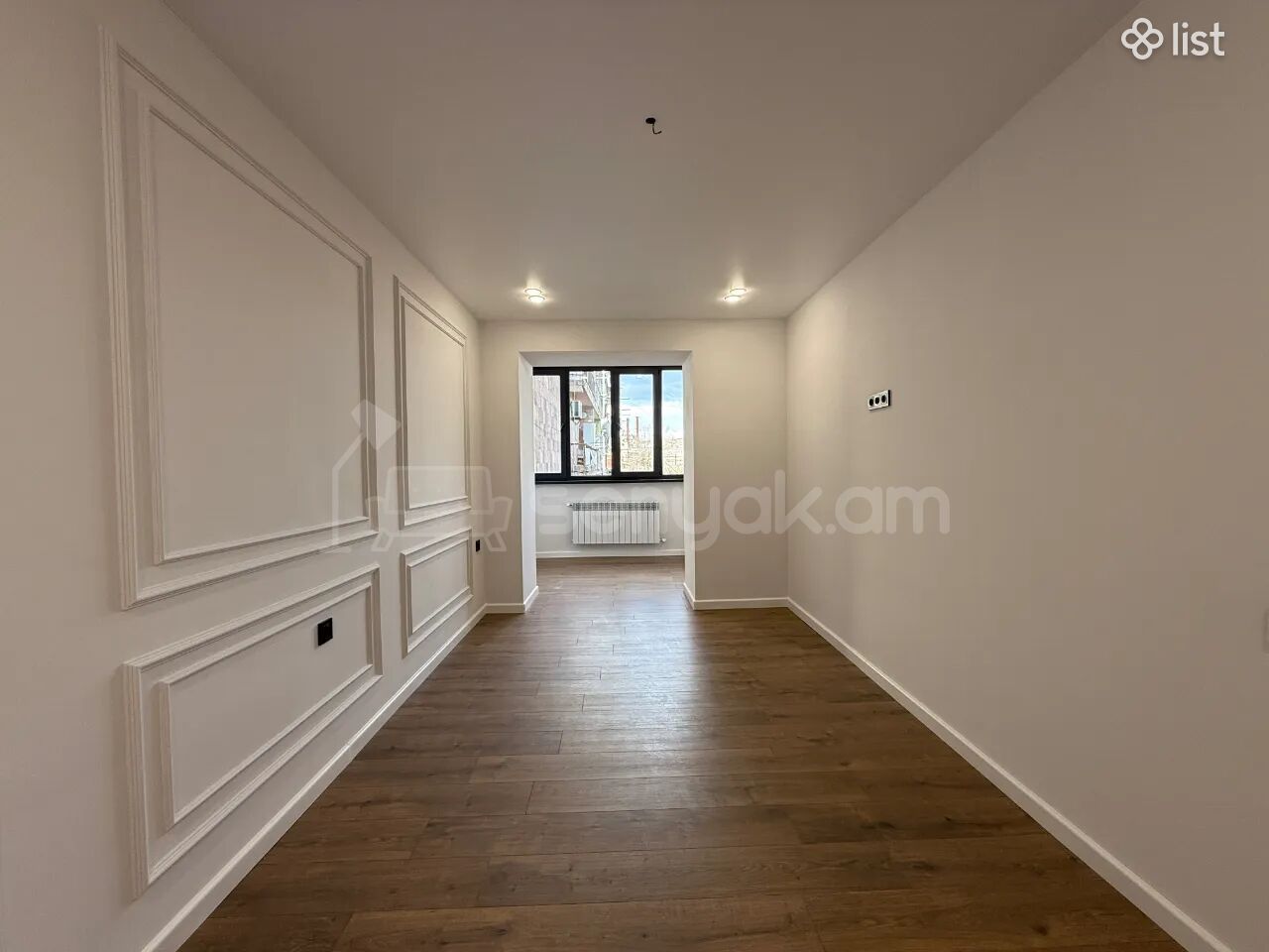 3 Սենյականոց Բնակարան Քարե Շենքում, 75քմ, 3/5 հարկ, Դիզայներական Վերանորոգված