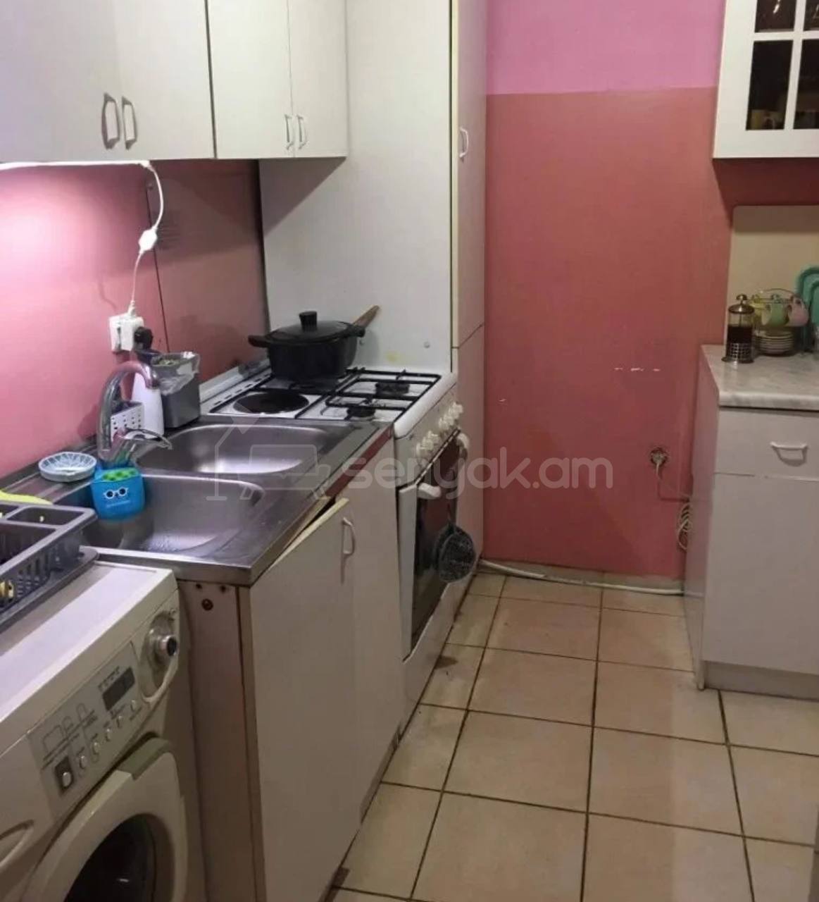 2 Սենյականոց Բնակարան Քարե Շենքում, 56քմ, 5/5 հարկ, Կոսմետիկ Վերանորոգված, Կահավորված