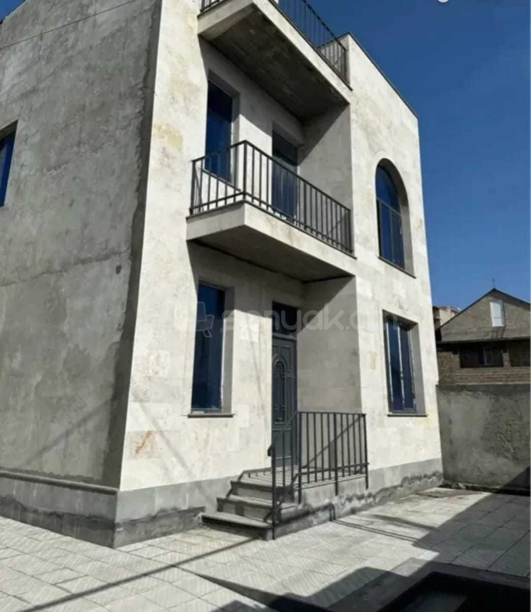 4 Սենյականոց Սեփական Տուն, 130քմ