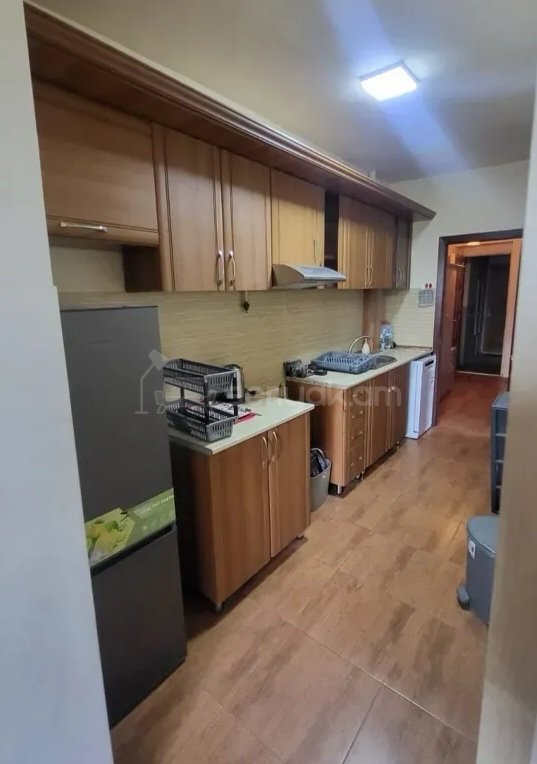 2 Սենյականոց Բնակարան Քարե Շենքում, 53քմ, 5/5 հարկ, Նորմալ Վիճակում, Կահավորված