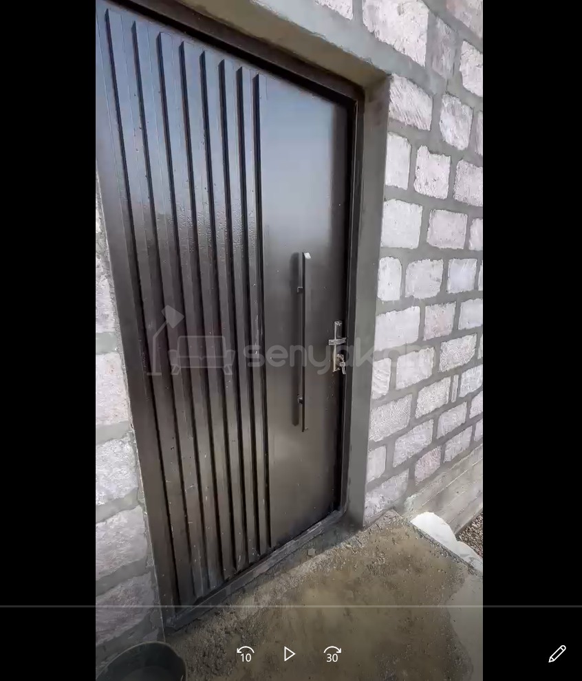 3 Սենյականոց Սեփական Տուն, 88քմ, Կապիտալ Վերանորոգված