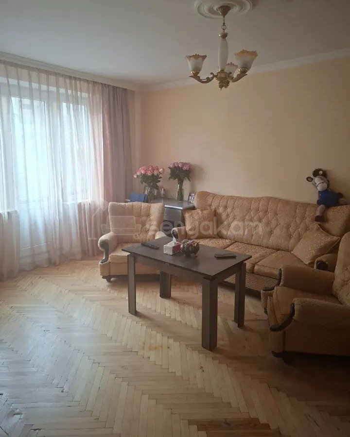 1 Սենյականոց Բնակարան, 31քմ, 4/4 հարկ, Նորմալ Վիճակում