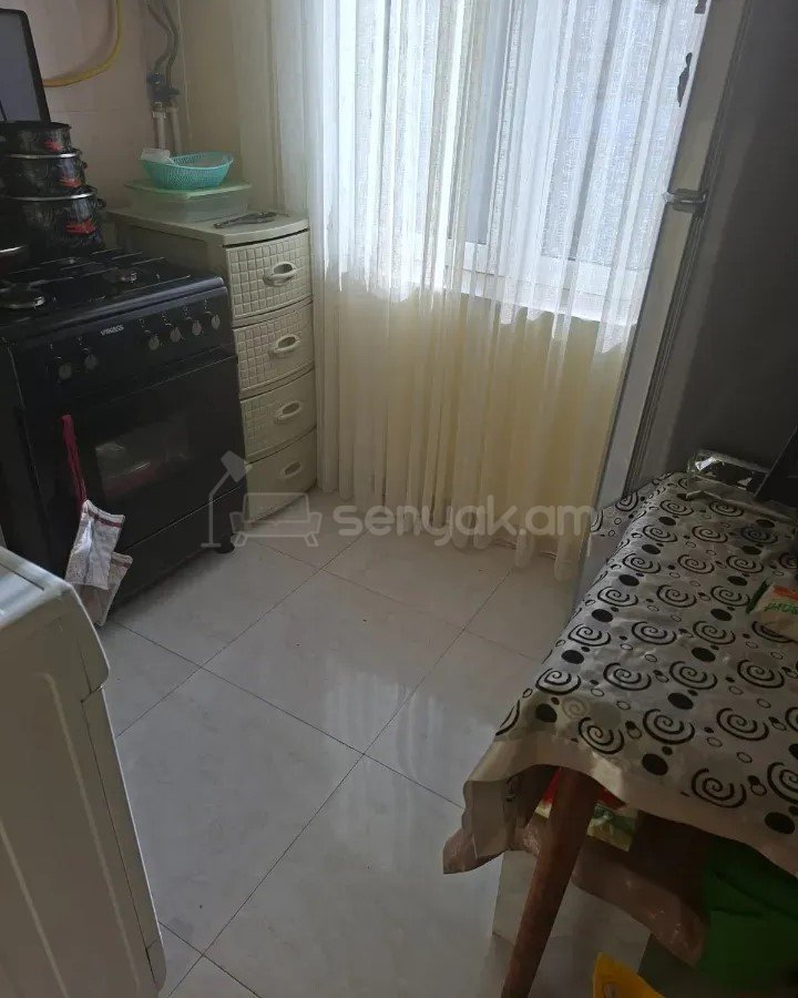 1 Սենյականոց Բնակարան, 31քմ, 4/4 հարկ, Նորմալ Վիճակում