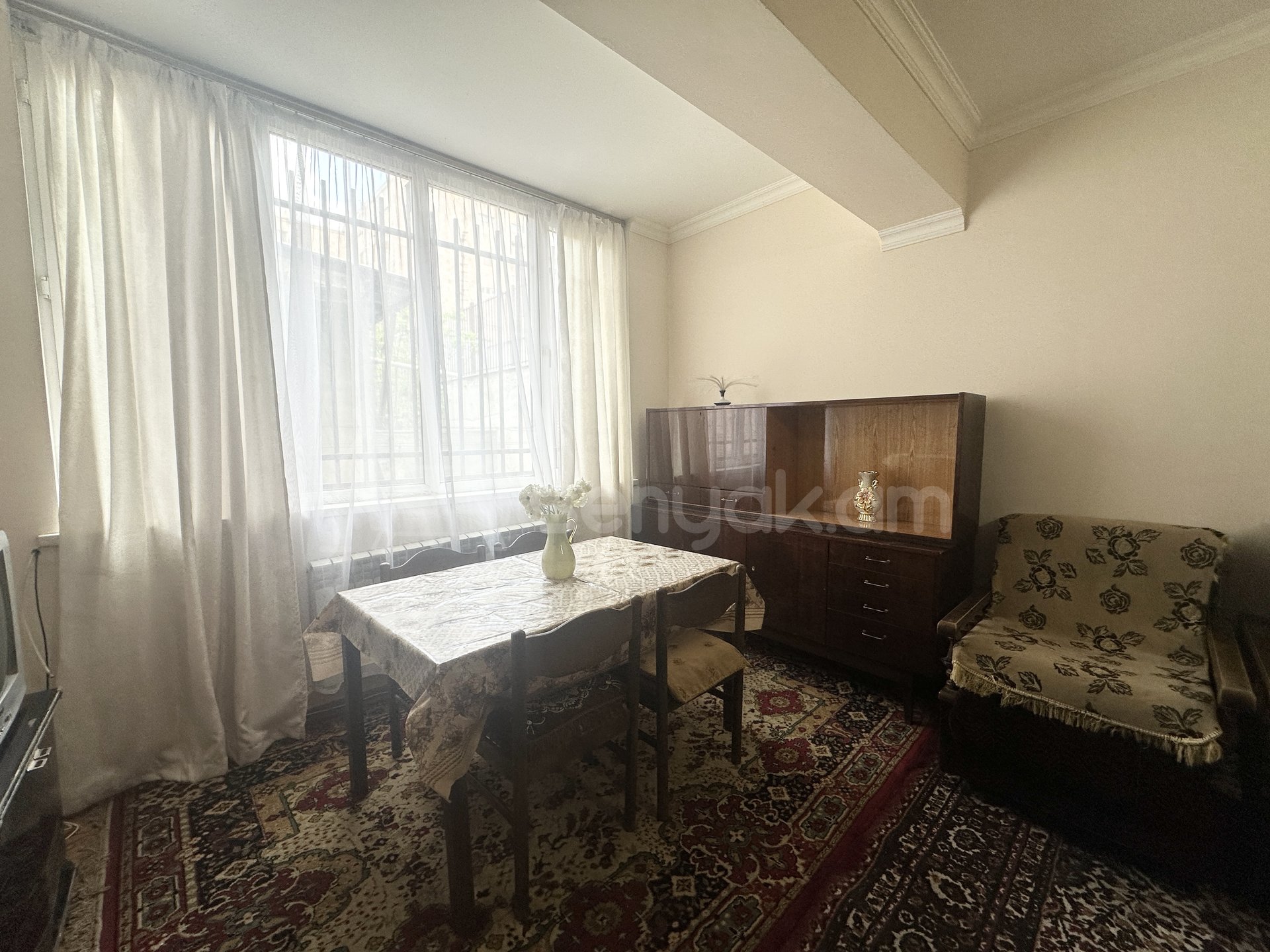 2 Սենյականոց Բնակարան Քարե Շենքում, 52քմ, 1/4 հարկ, Կոսմետիկ Վերանորոգված, Կահավորված, Արևկող