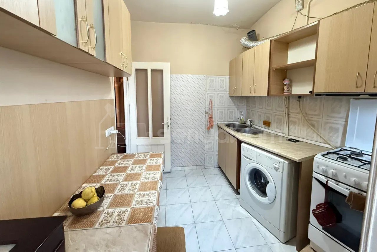 3 Սենյականոց Բնակարան, 61քմ, 2/12 հարկ, Կապիտալ Վերանորոգված