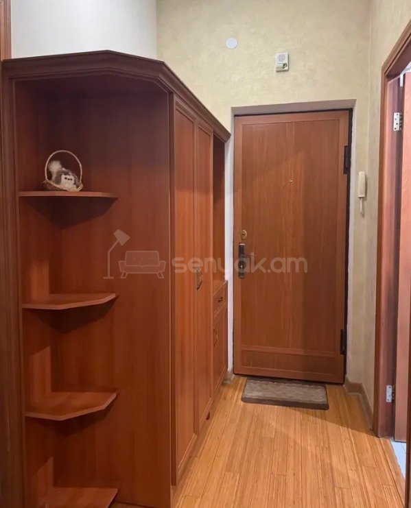 2 Սենյականոց Բնակարան Նորակառույցում, 52քմ, 10/16 հարկ, Կապիտալ Վերանորոգված, Կահավորված, Արևկող