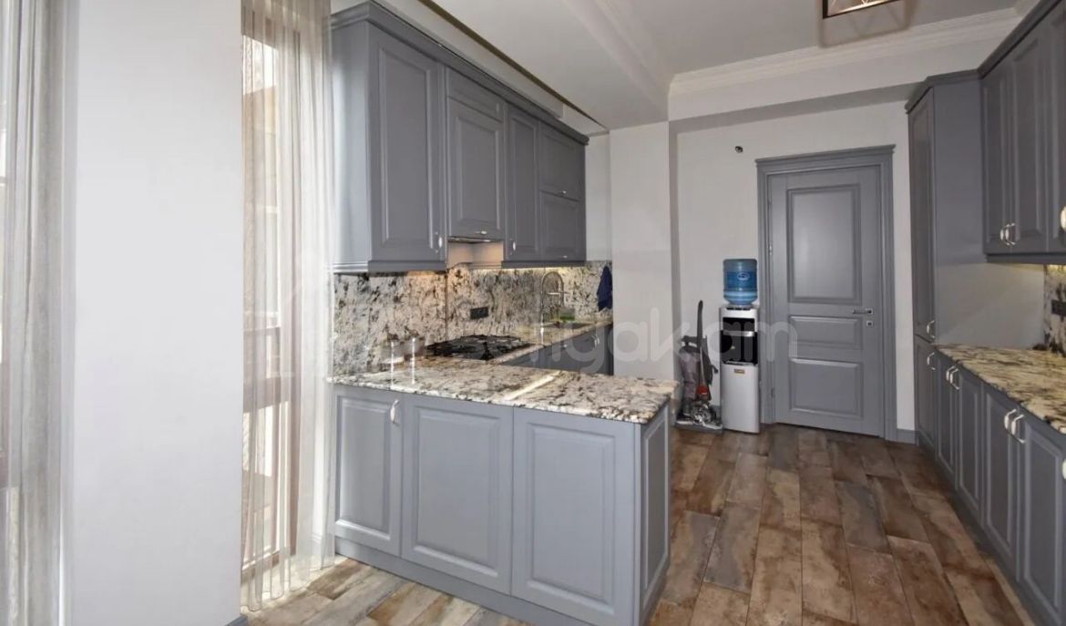 3 Սենյականոց Բնակարան Նորակառույցում, 110քմ, 6/10 հարկ, Կապիտալ Վերանորոգված, Կահավորված, Արևկող