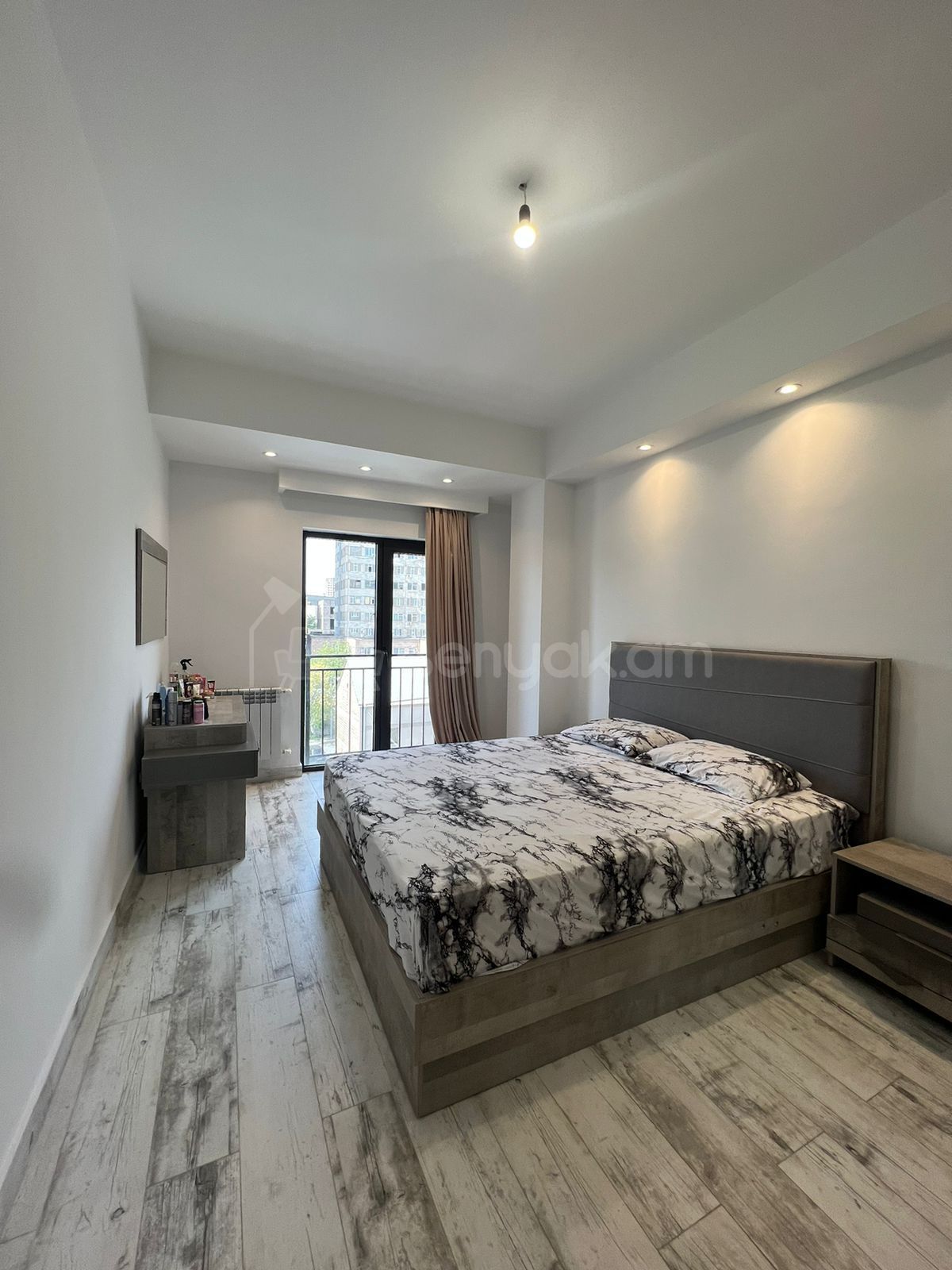 3 Սենյականոց Բնակարան, 87քմ, 5/8 հարկ, Կապիտալ Վերանորոգված