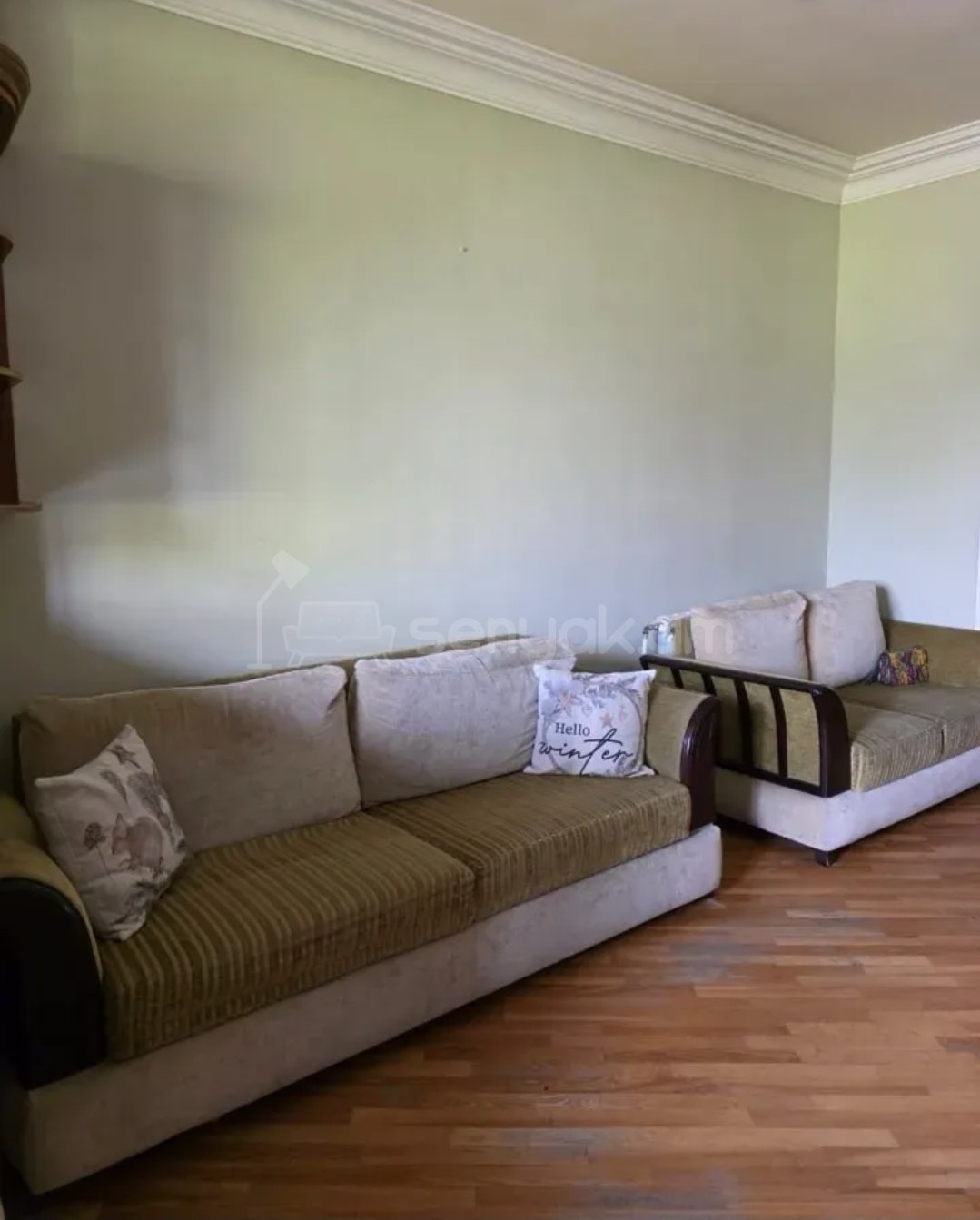 3 Սենյականոց Բնակարան Քարե Շենքում, 75քմ, 3/4 հարկ, Նորմալ Վիճակում, Կահավորված, Արևկող